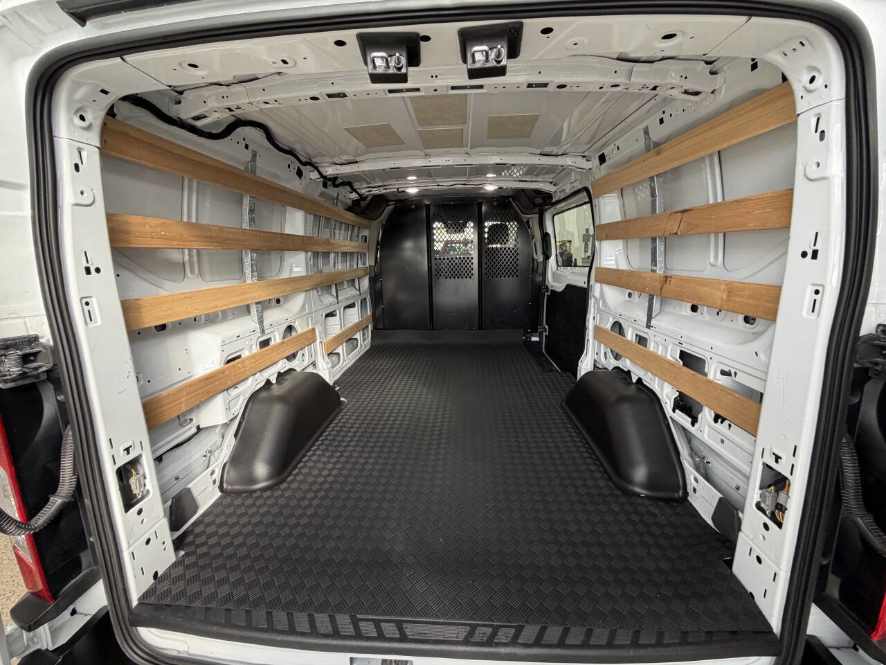 Used 2024 Ford Transit 250 Low Roof w/ Exterior Upgrade Package image 7