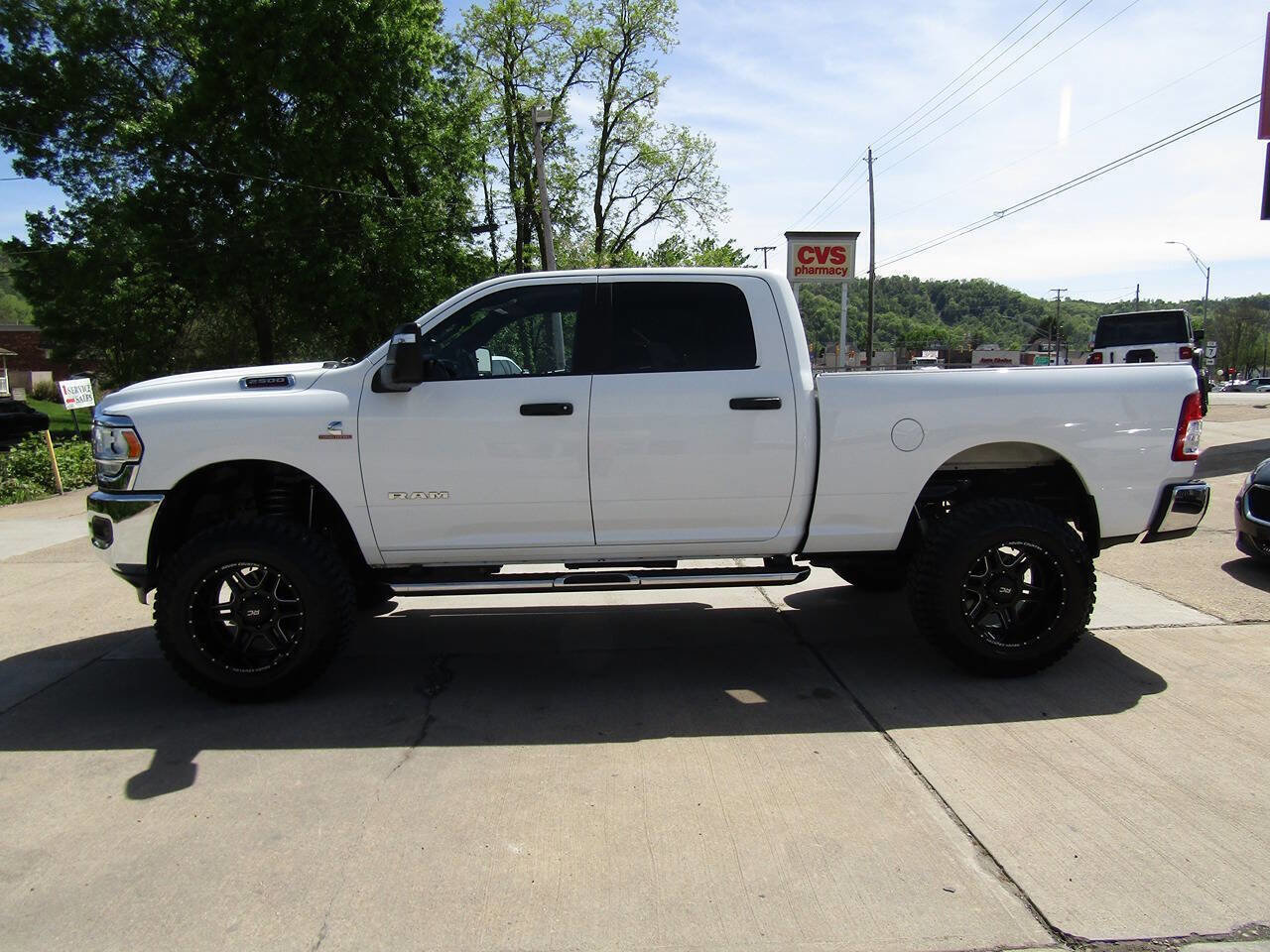 Used 2024 RAM 2500 Big Horn AWD/4WD image 4