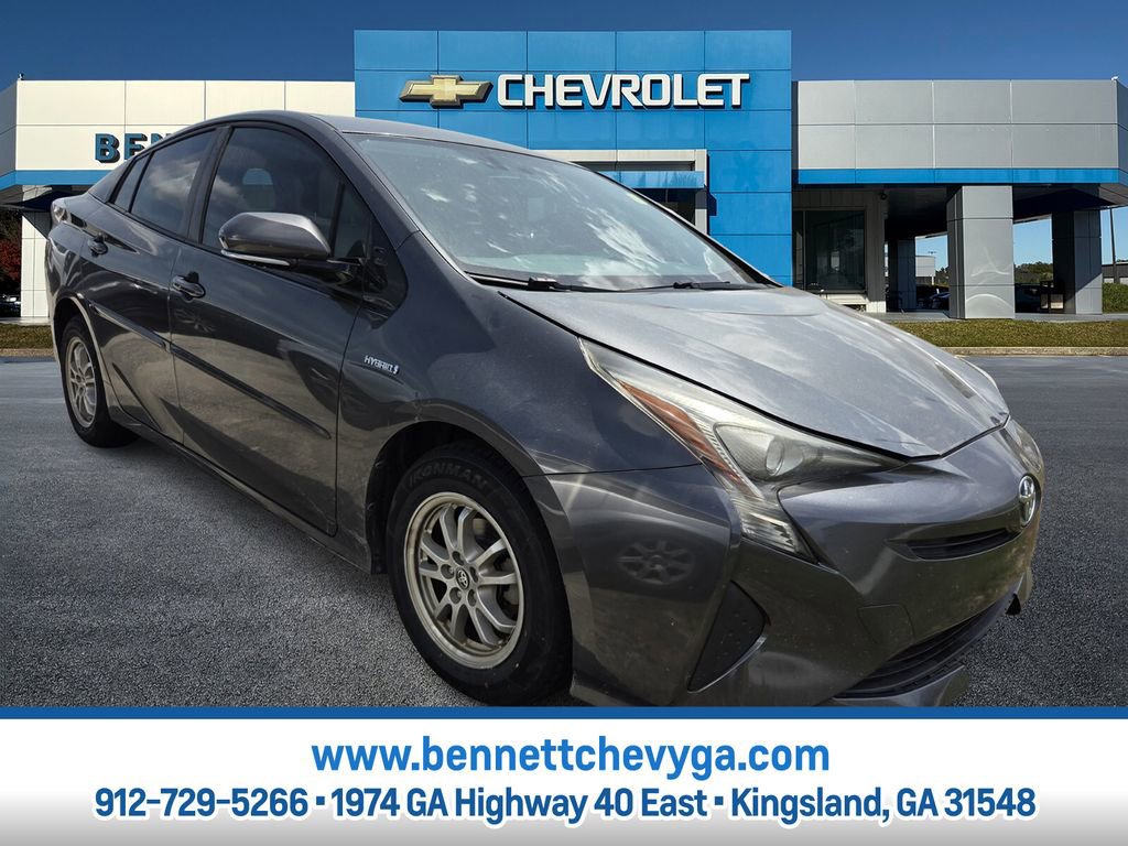 Used 2016 Toyota Prius Three FWD image 1