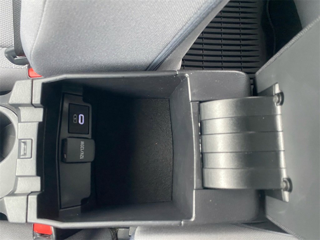 Used 2026 Toyota Corolla SE image 29