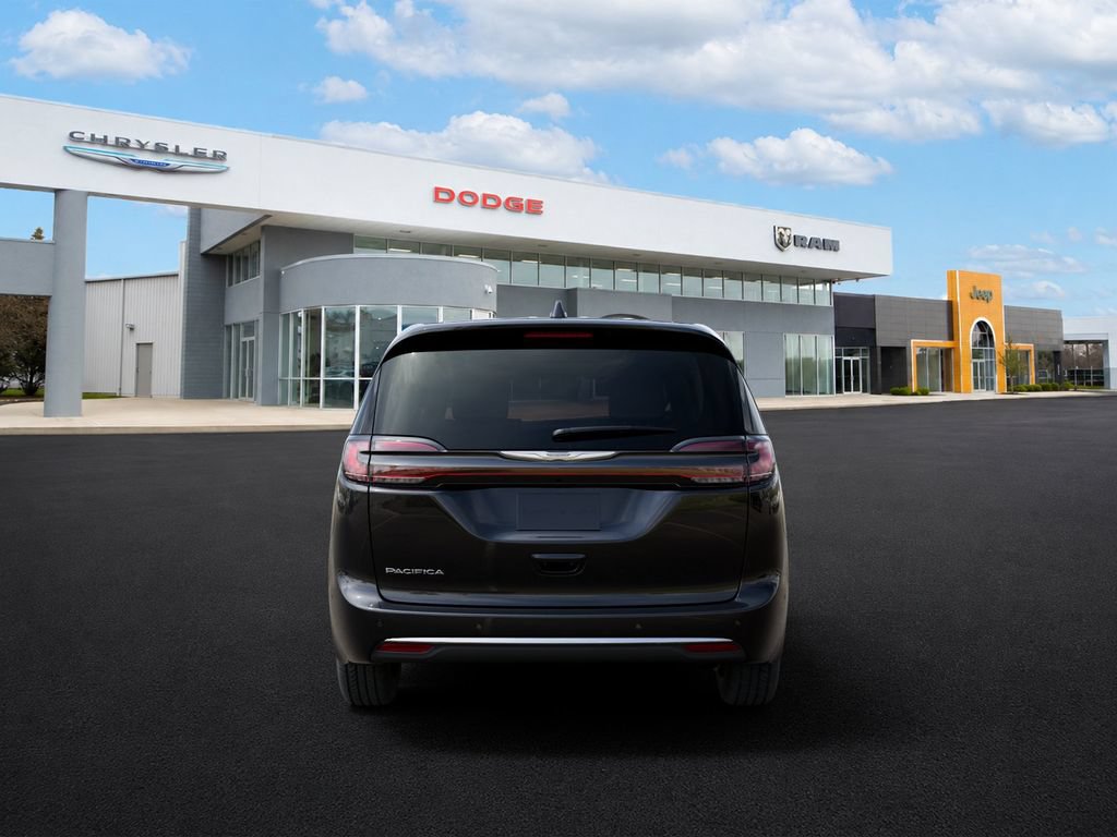 New 2025 Chrysler Pacifica Select FWD image 7