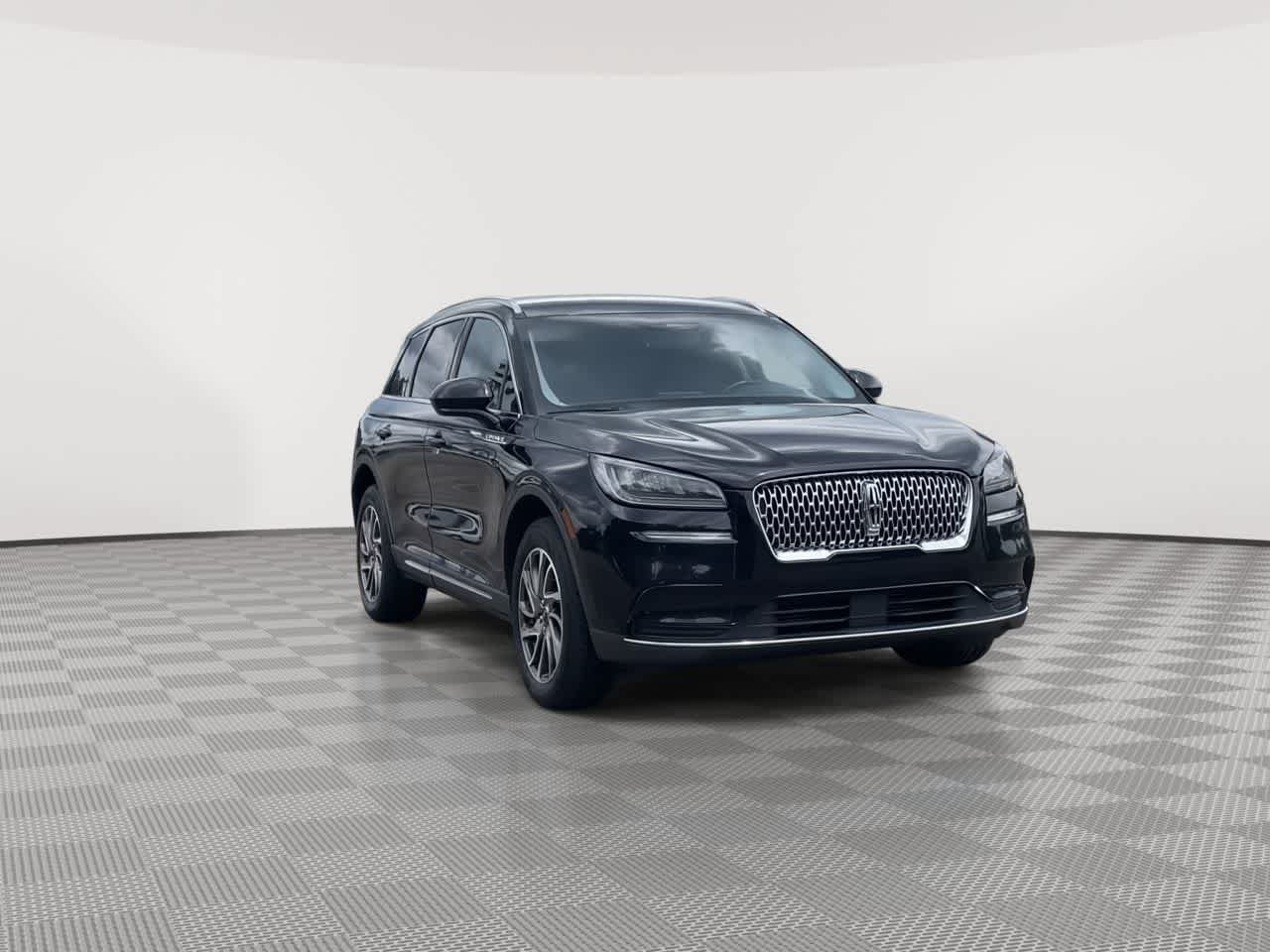 Used 2020 Lincoln Corsair AWD w/ Equipment Group 101A image 2