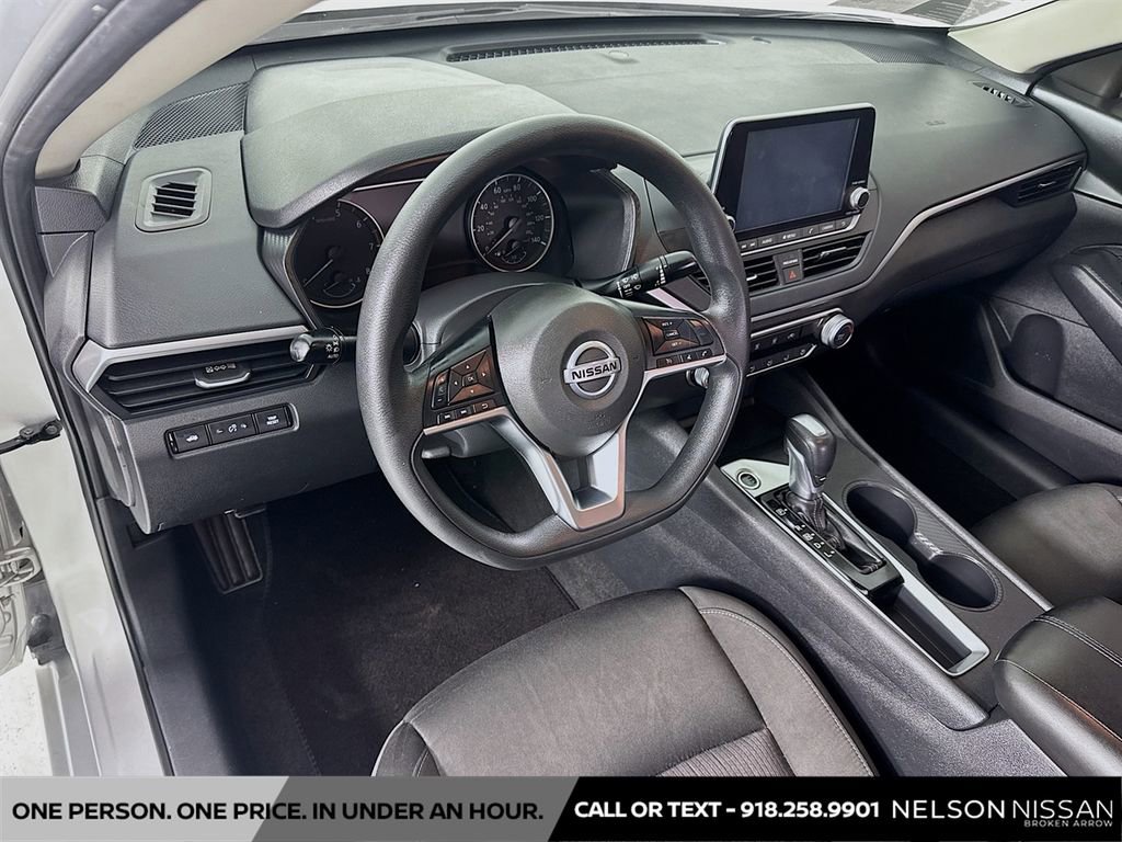 Used 2020 Nissan Altima 2.5 S image 9