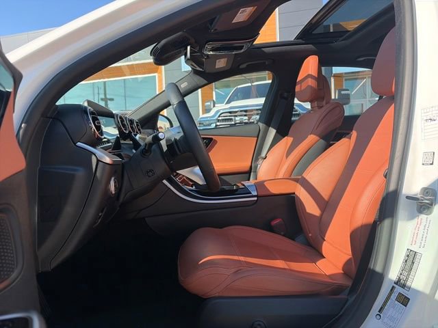 Used 2025 Mercedes-Benz C 300 4MATIC Sedan image 20