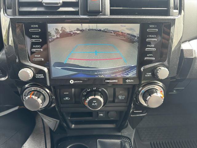 Certified 2021 Toyota 4Runner Venture w/ Moonroof Package AWD/4WD image 17
