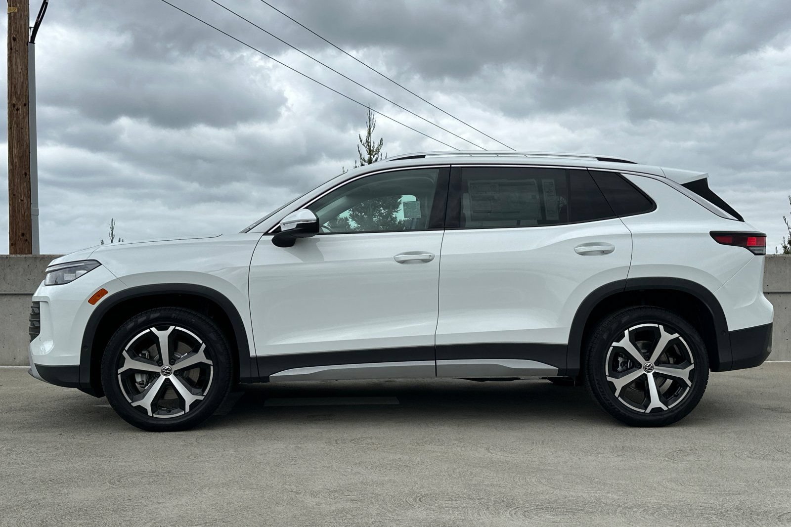 New 2026 Volkswagen Tiguan SE AWD/4WD image 7