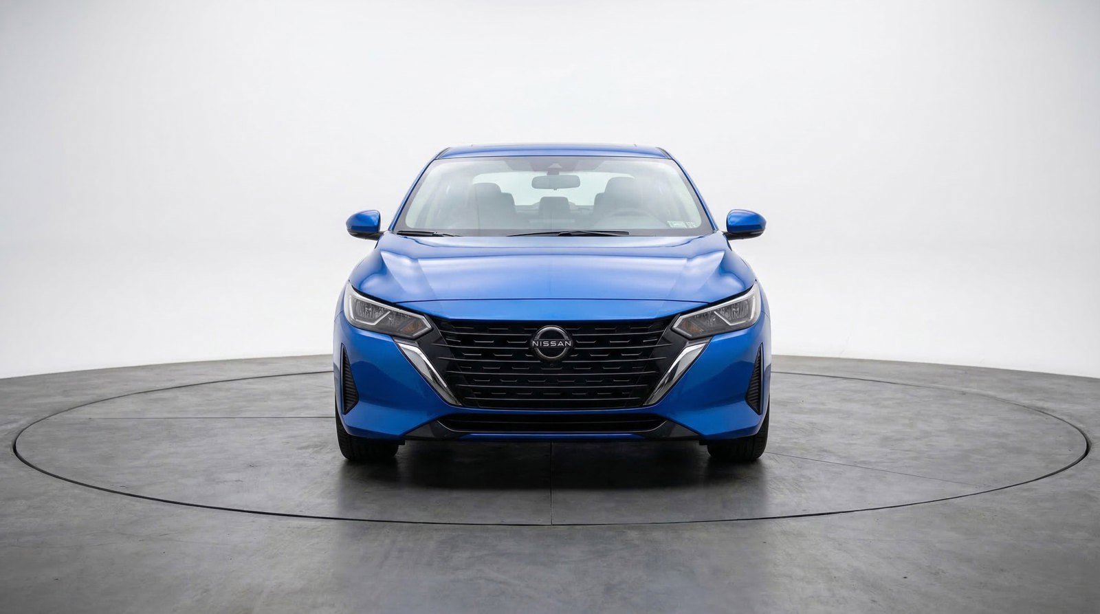 Used 2025 Nissan Sentra SV image 2