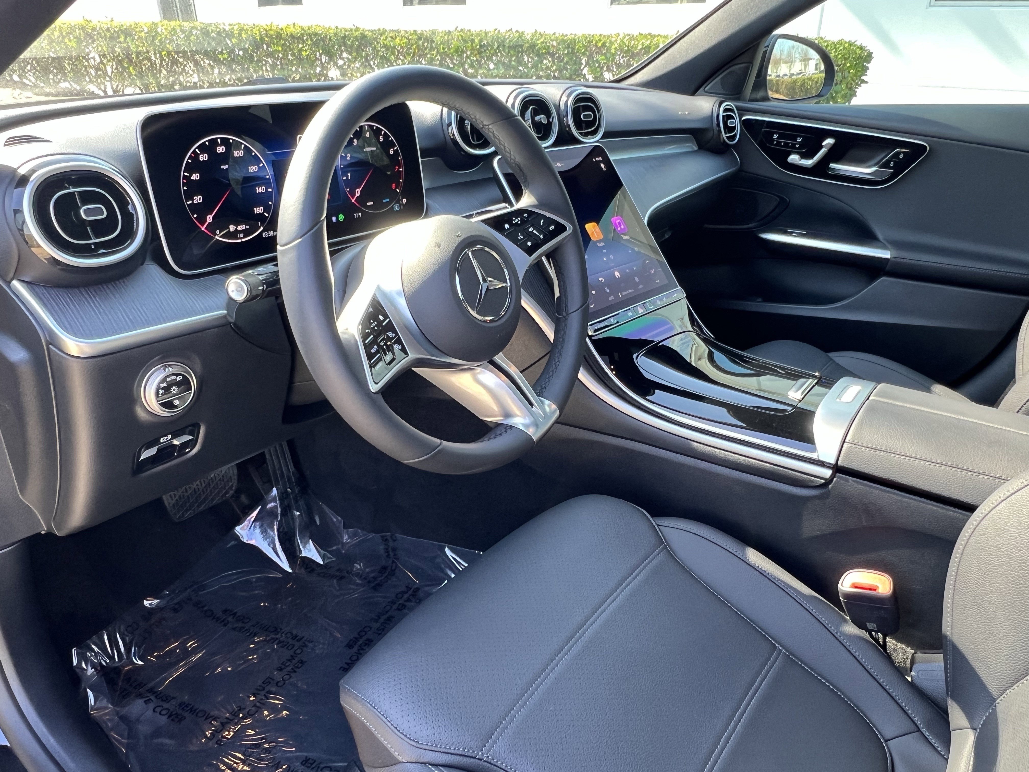 Used 2025 Mercedes-Benz C 300 Sedan image 17