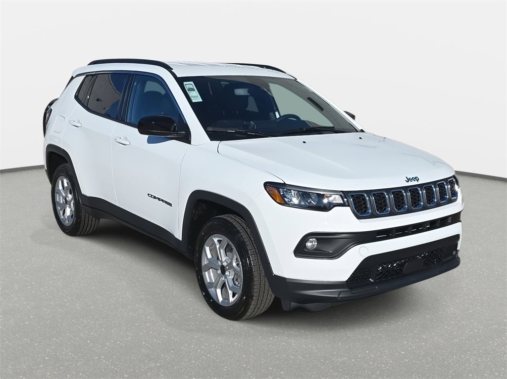 New 2026 Jeep Compass Latitude image 3