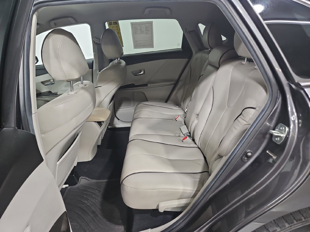 Used 2013 Toyota Venza LE w/ LE Convenience Pkg AWD/4WD image 24