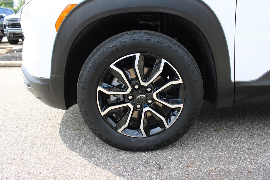 Used 2024 Chevrolet TrailBlazer ACTIV AWD/4WD image 23