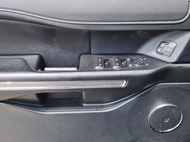 Used 2021 Ford Expedition XLT RWD image 21