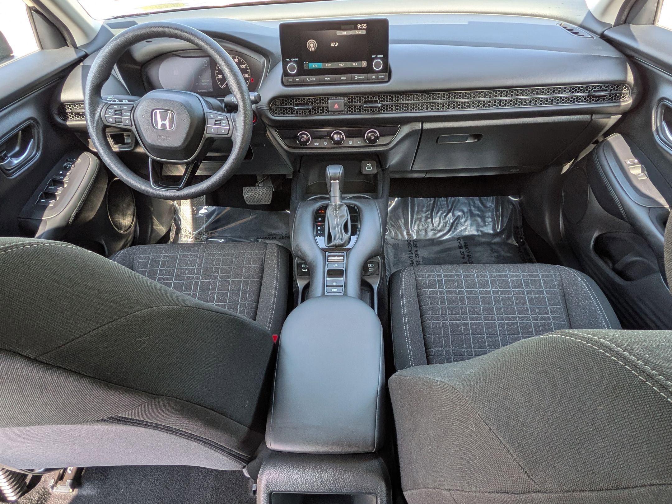 Certified 2025 Honda HR-V LX image 24