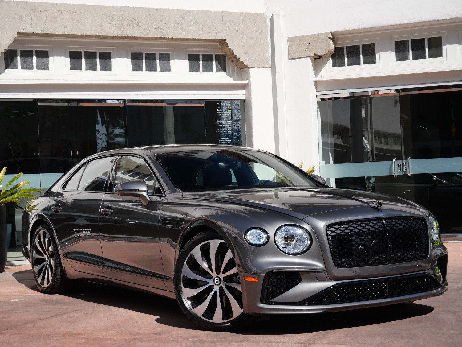 New 2026 Bentley Flying Spur V8 AWD/4WD image 1