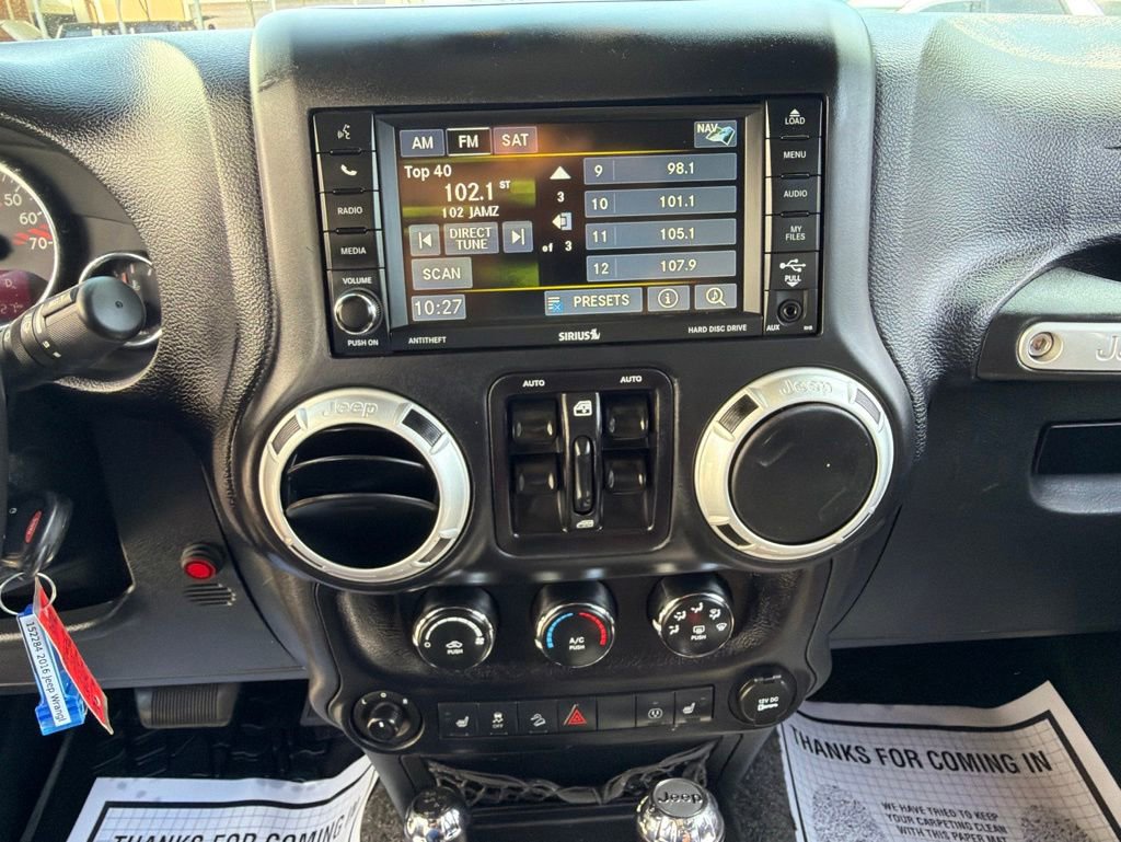 Used 2016 Jeep Wrangler Unlimited Rubicon AWD/4WD image 28
