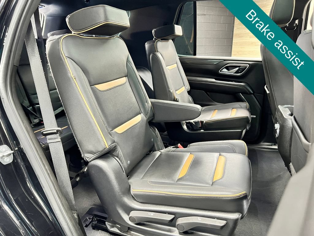 Used 2023 GMC Yukon AT4 AWD/4WD image 16