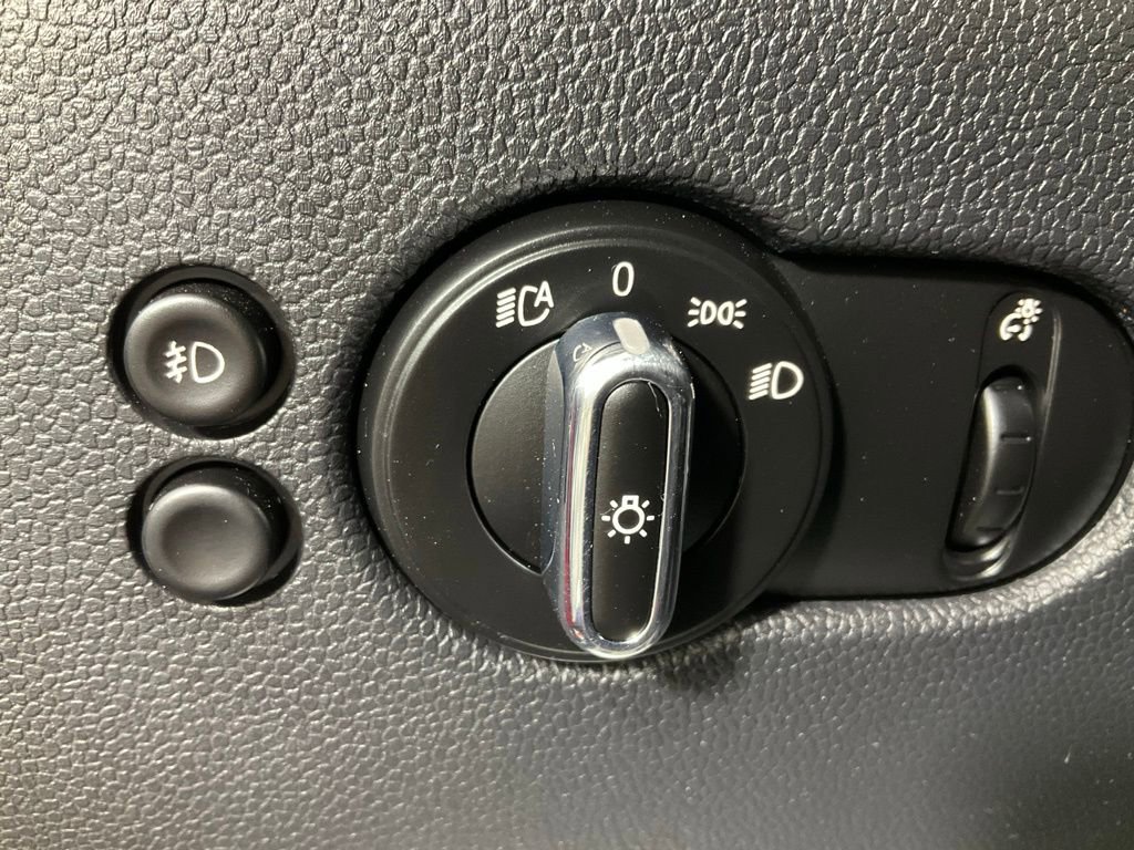 Used 2021 MINI Cooper S image 22