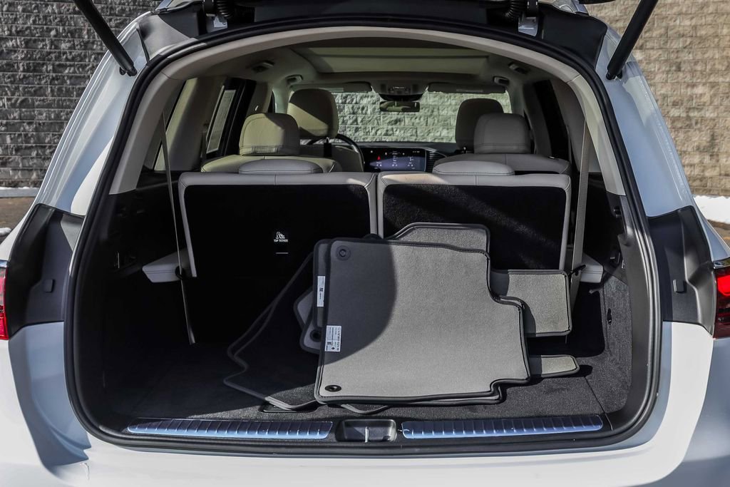 Used 2024 Mercedes-Benz GLS 450 4MATIC image 17