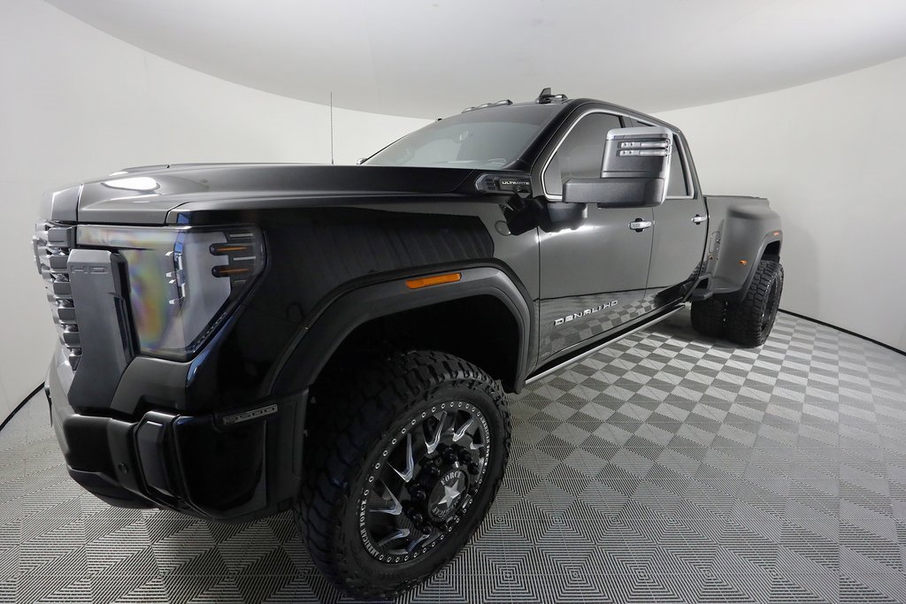 Used 2024 GMC Sierra 3500 Denali Ultimate image 46