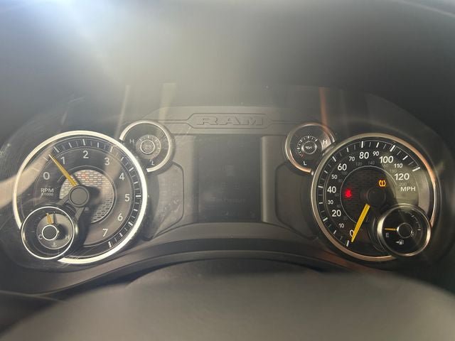 Used 2019 RAM 1500 Big Horn AWD/4WD image 16