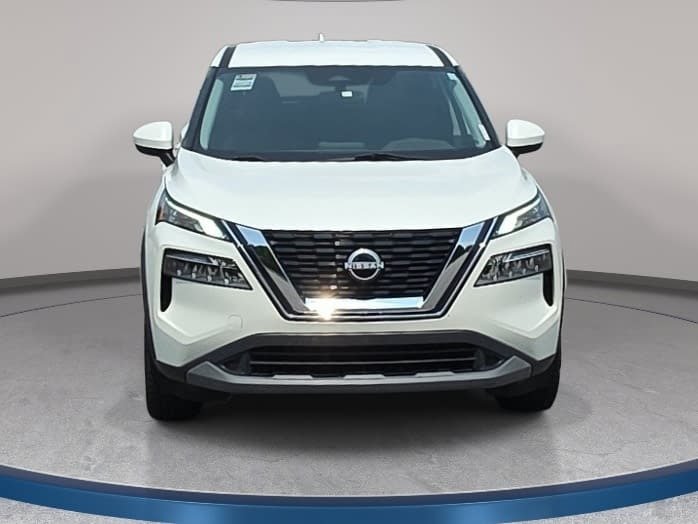 Used 2023 Nissan Rogue SV FWD image 2