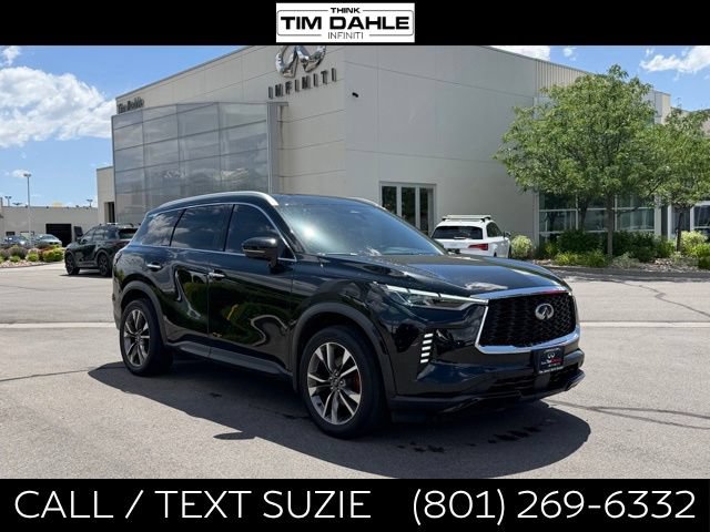 Used 2023 INFINITI QX60 Luxe w/ Cargo Package AWD/4WD image 1