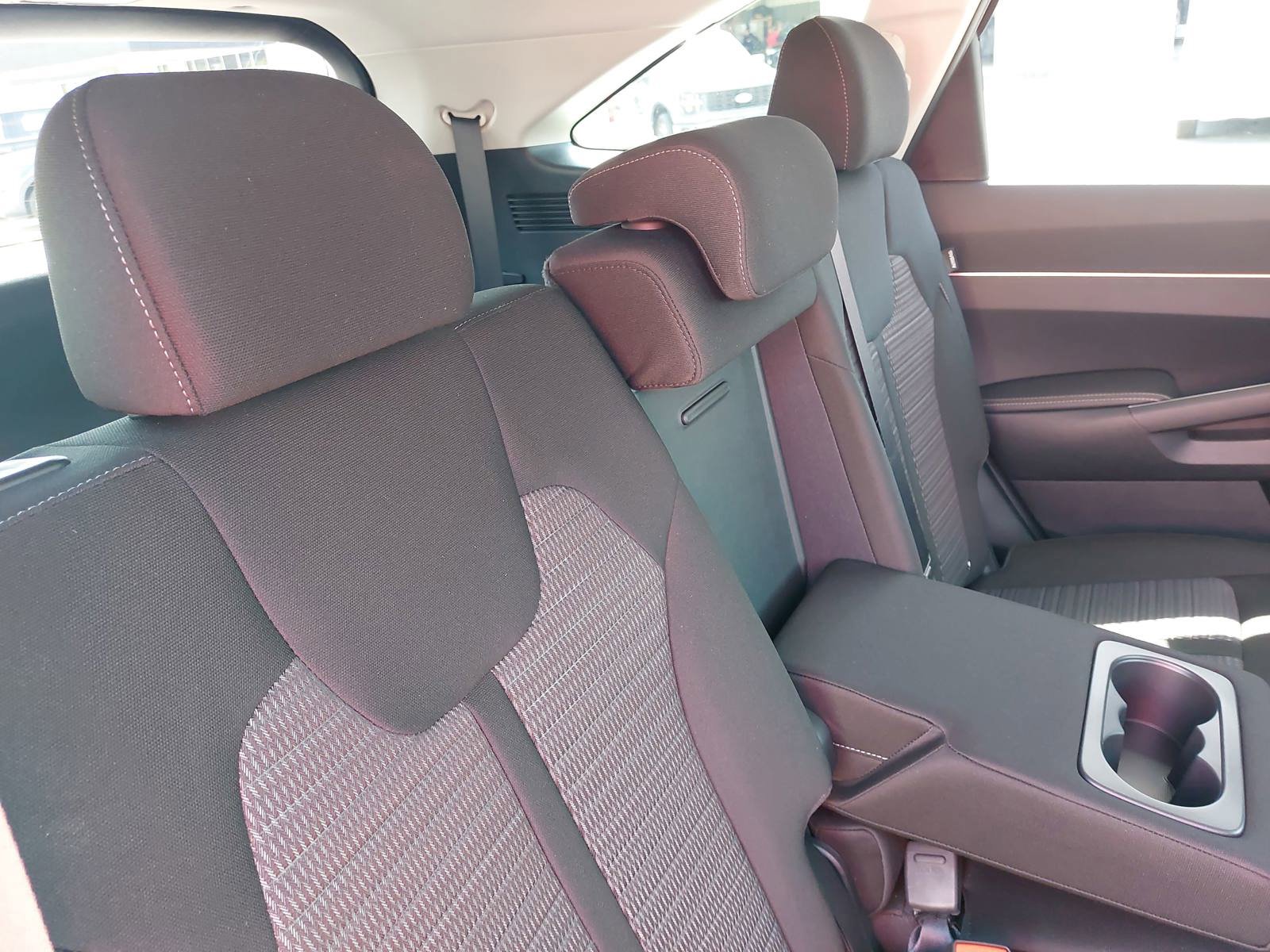 New 2026 Kia Sorento LX FWD image 11