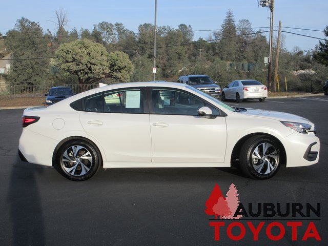 Used 2025 Subaru Legacy Premium image 3