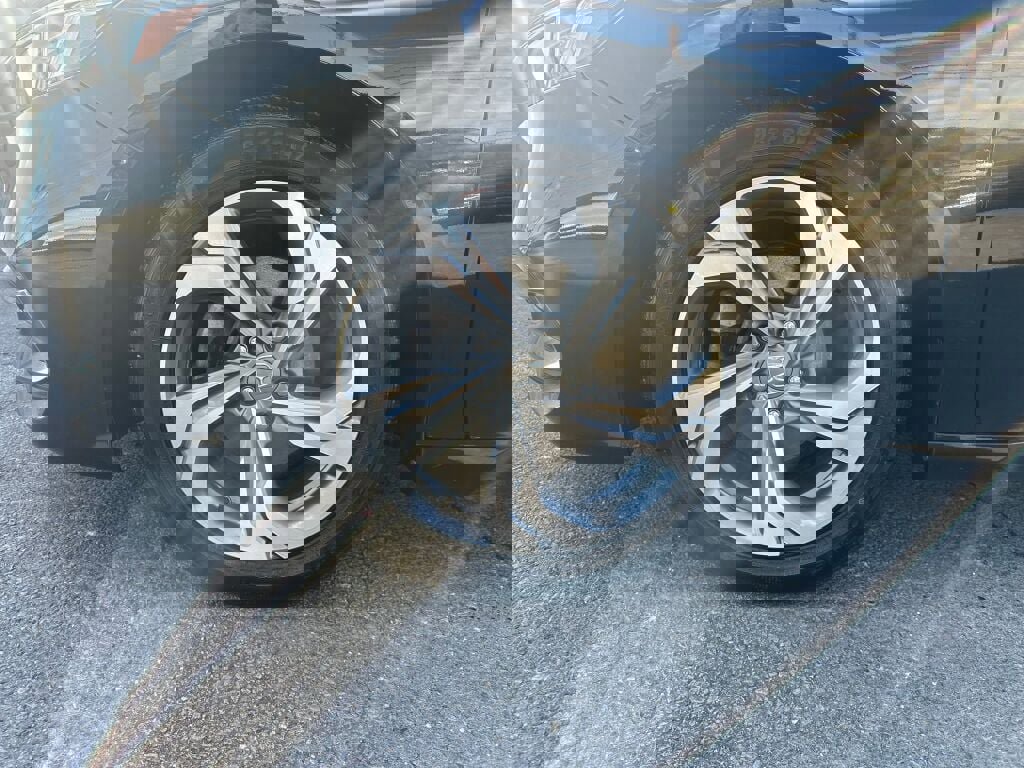 Used 2018 Honda Accord EX-L image 34