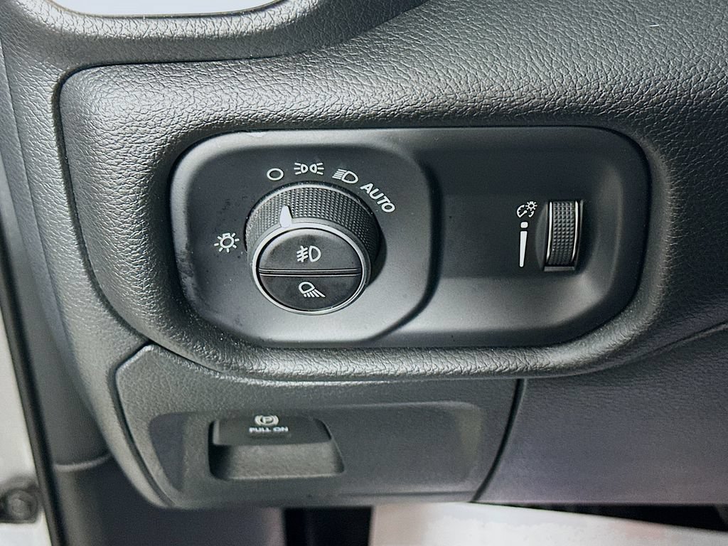 Certified 2024 RAM 1500 Big Horn AWD/4WD image 18