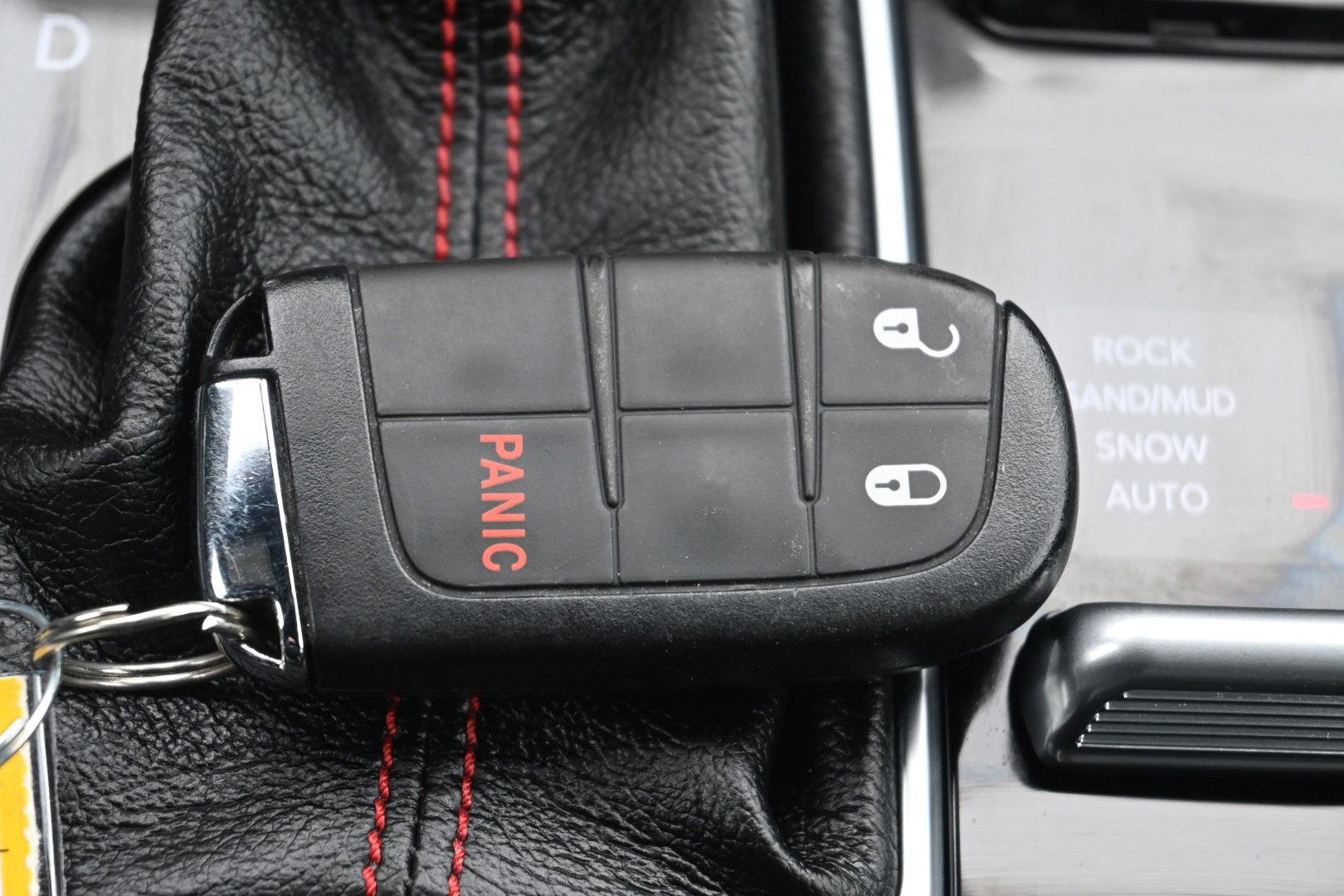 Used 2024 Jeep Compass Trailhawk image 28