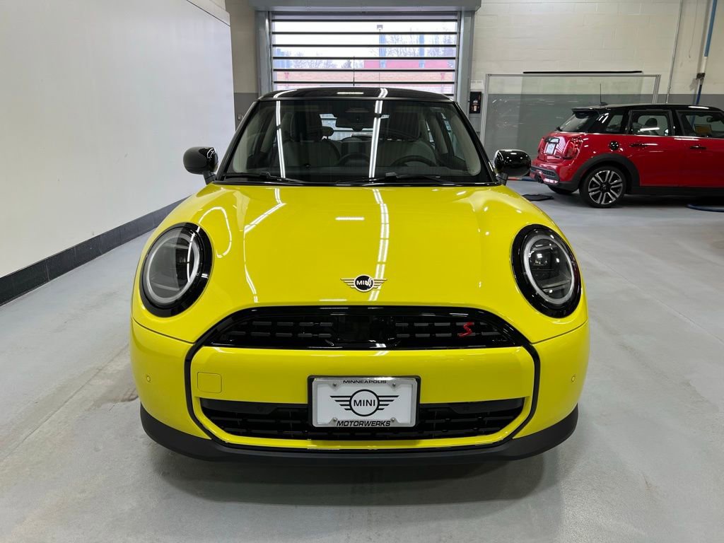 Certified 2025 MINI Cooper S image 8