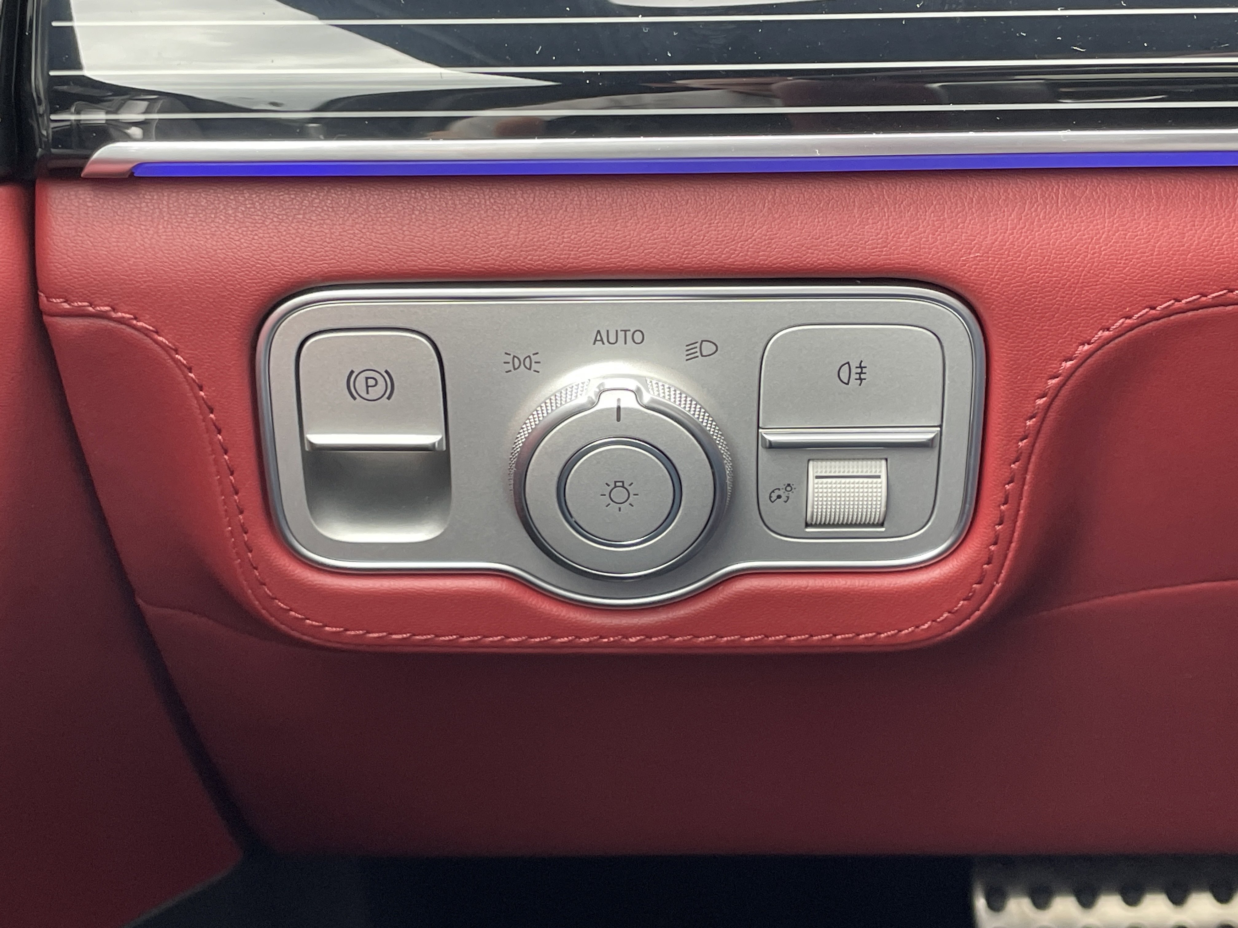 New 2026 Mercedes-Benz GLS 580 4MATIC image 23