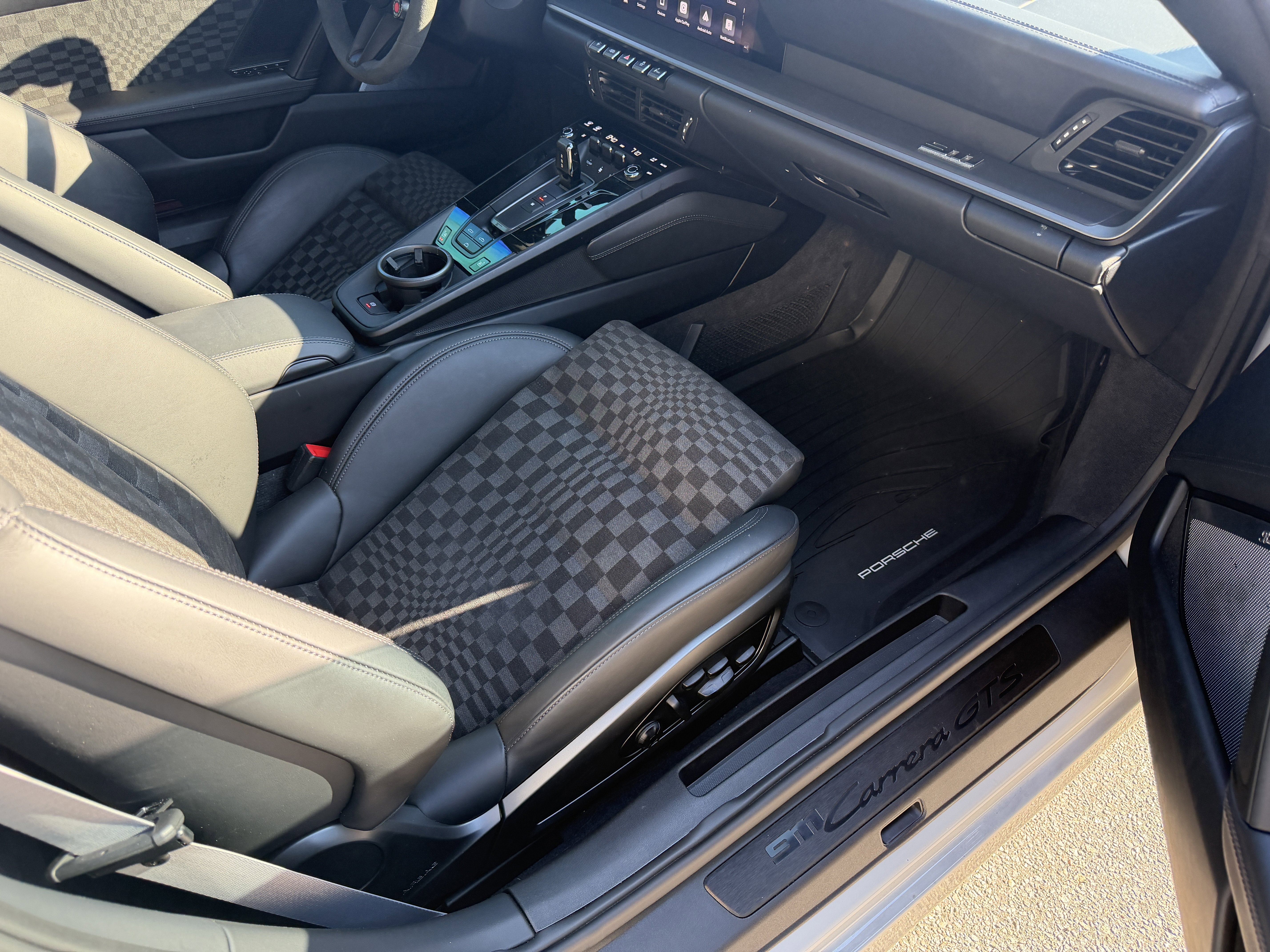 Certified 2026 Porsche 911 Carrera GTS image 16