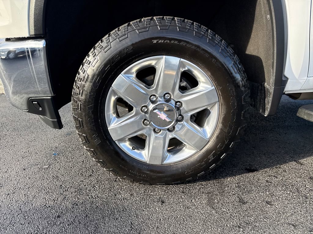 Used 2020 Chevrolet Silverado 3500 LTZ w/ LTZ Plus Package image 34