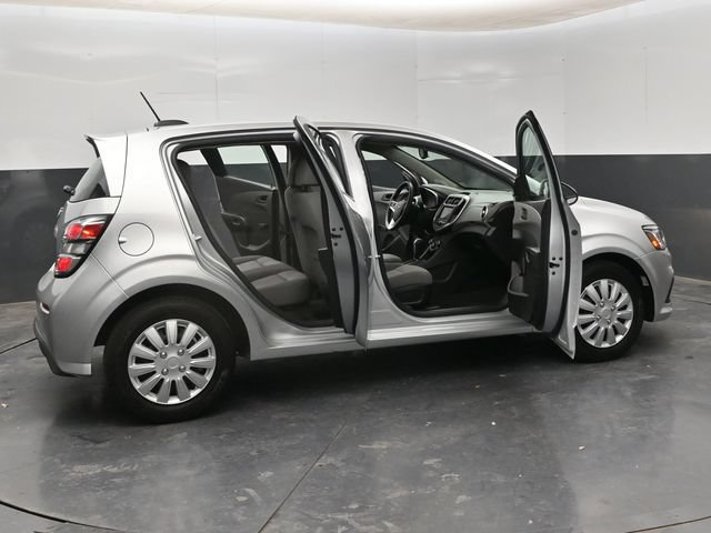 Used 2020 Chevrolet Sonic LT FWD image 28