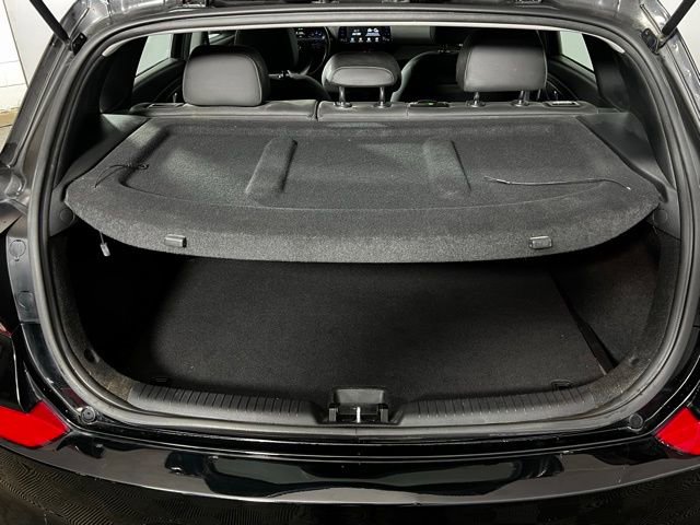 Used 2020 Hyundai Elantra GT w/ Style Package 02 image 20