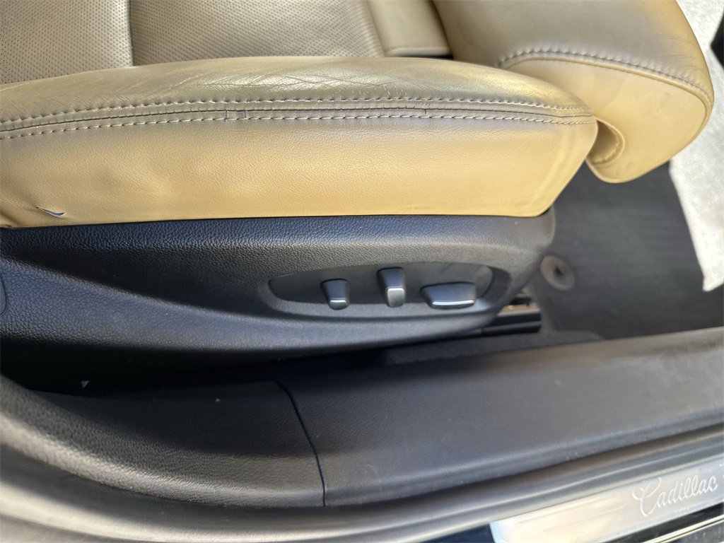 Used 2013 Cadillac XTS Luxury w/ Driver Awareness Package image 46