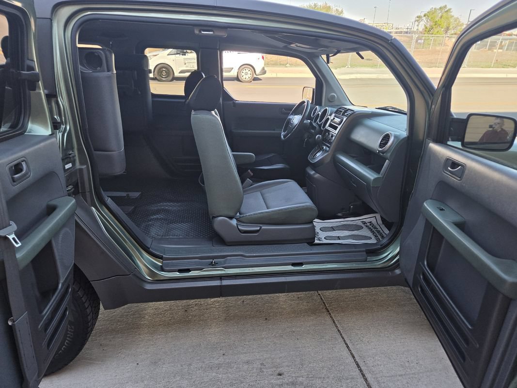 Used 2003 Honda Element EX image 12