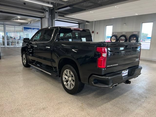 Used 2019 Chevrolet Silverado 1500 High Country w/ Z71 Off-Road Package AWD/4WD image 8