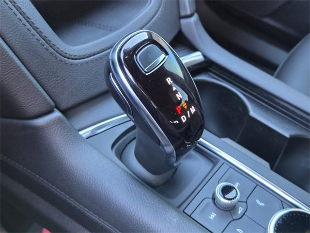 New 2025 Cadillac XT6 Luxury image 13