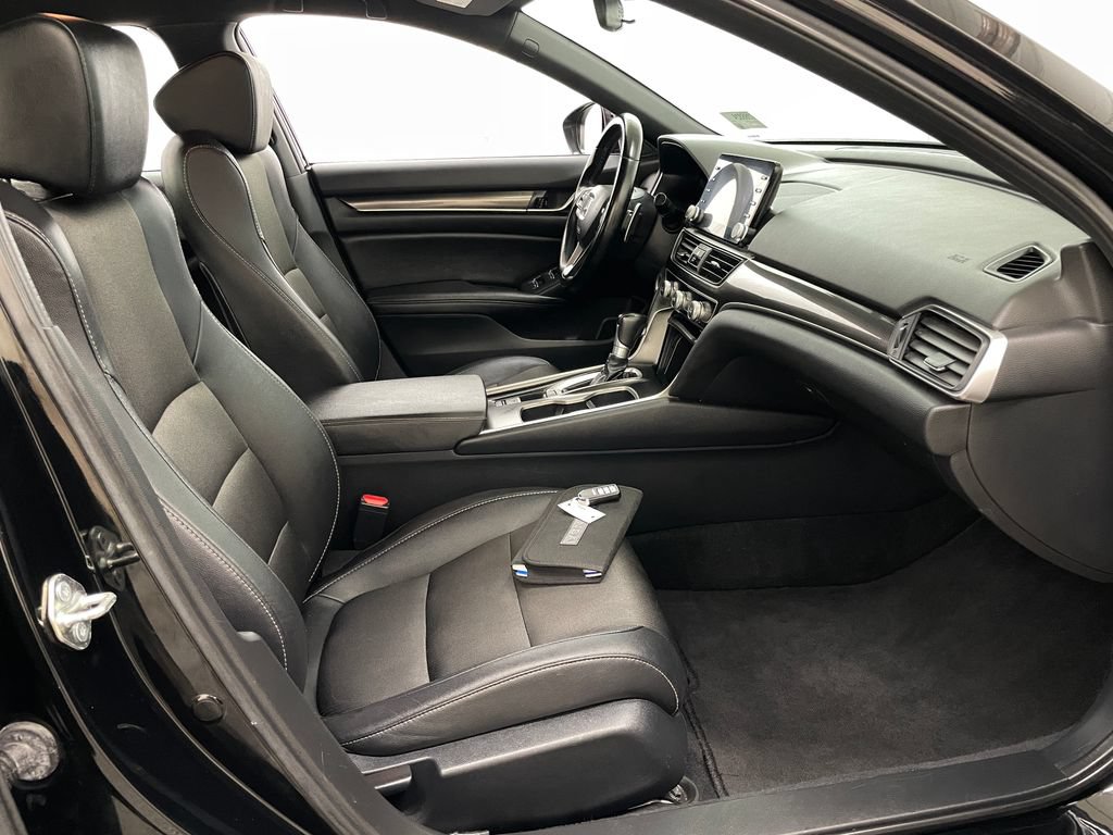 Used 2020 Honda Accord Sport image 33