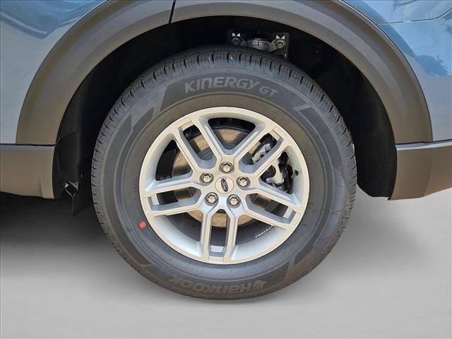 New 2026 Ford Explorer Active RWD image 10