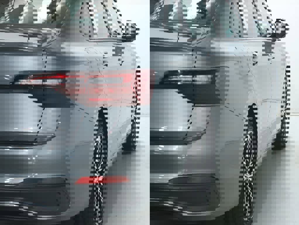 Used 2024 Volkswagen Jetta Sport image 44