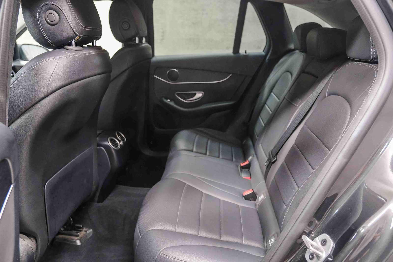 Certified 2022 Mercedes-Benz GLC 300 image 21