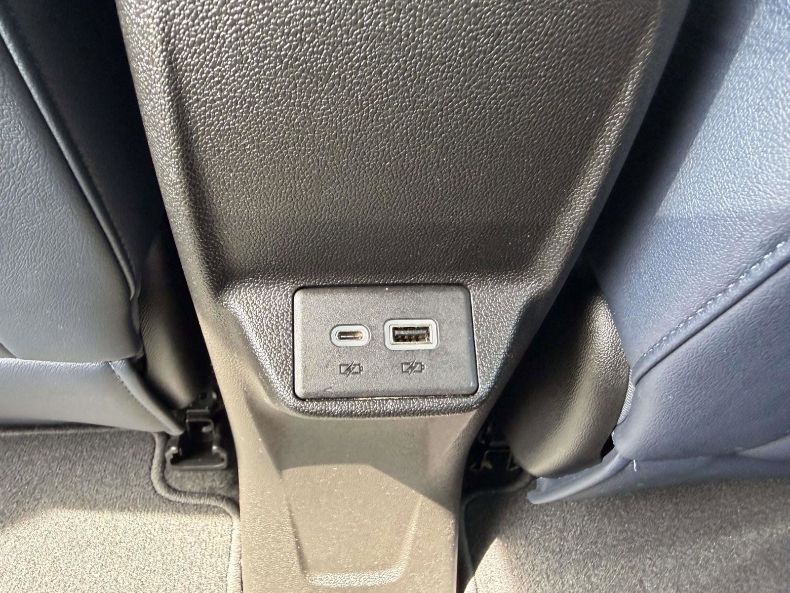 Certified 2022 Chevrolet Bolt EUV LT w/ Convenience Package image 13