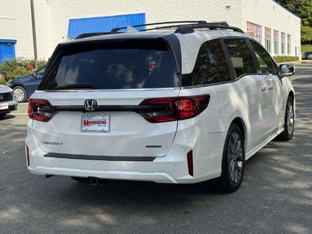 Used 2025 Honda Odyssey Touring image 6