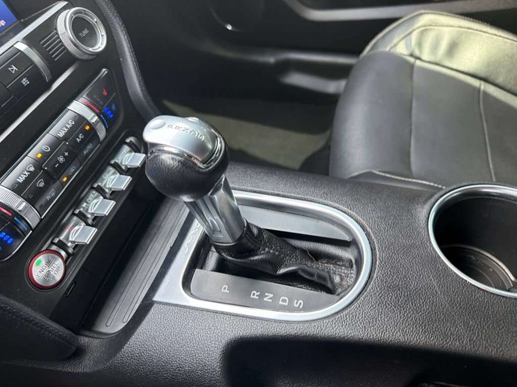 Used 2020 Ford Mustang Premium RWD image 25