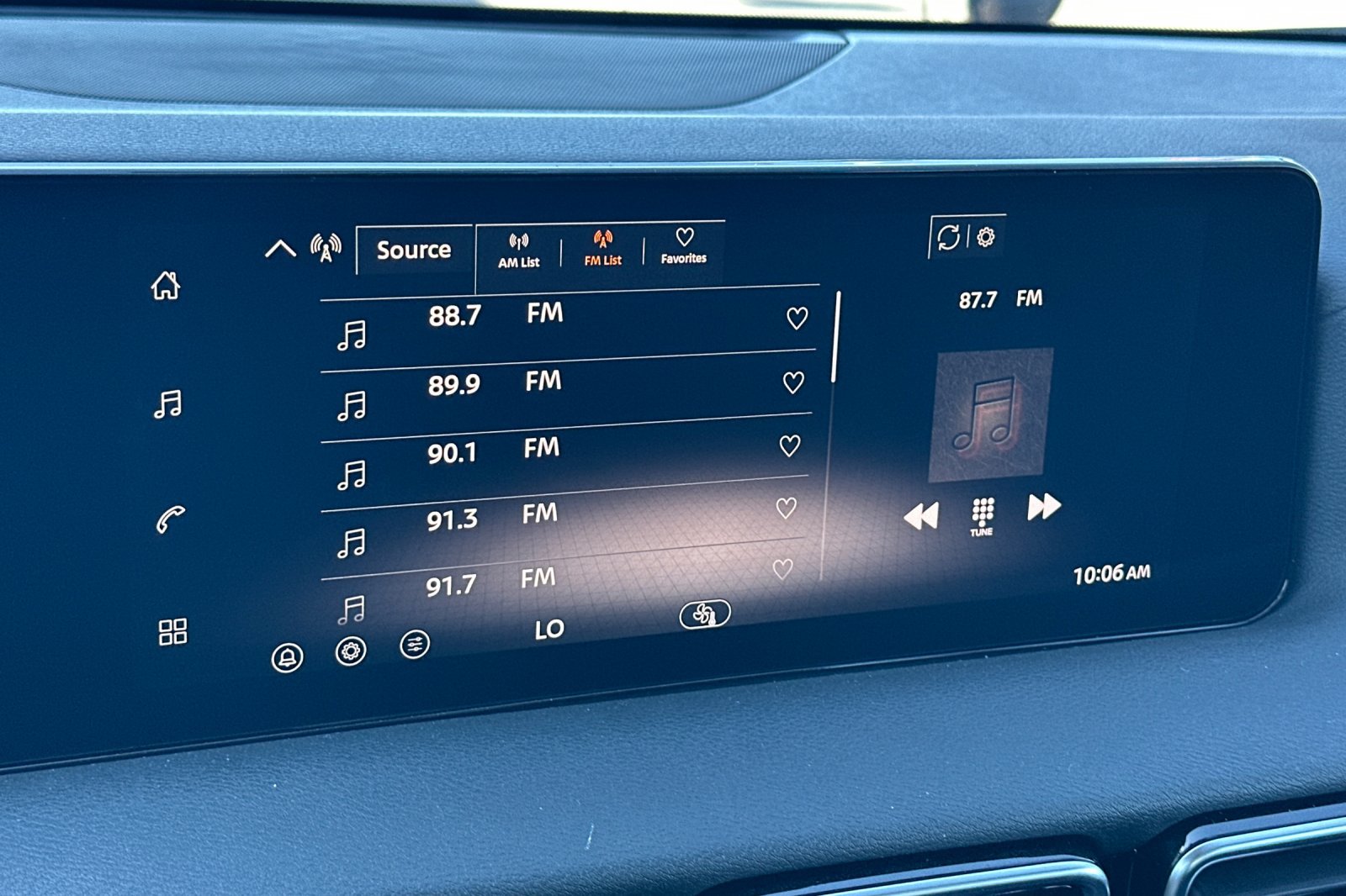 New 2026 Nissan Sentra SV w/ Floor Mat Package FWD image 17