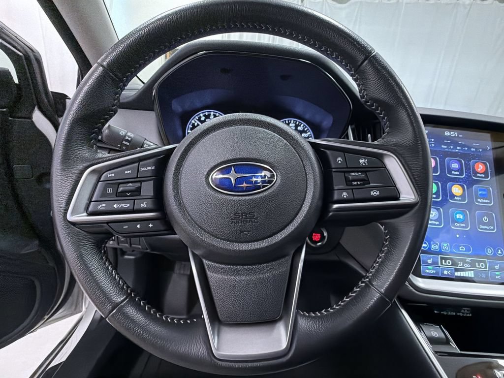 Used 2024 Subaru Outback Premium AWD/4WD image 25